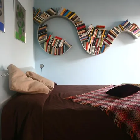 A Casa Di Maria ベッド・アンド・ブレックファスト グリンツァーネ・カヴール