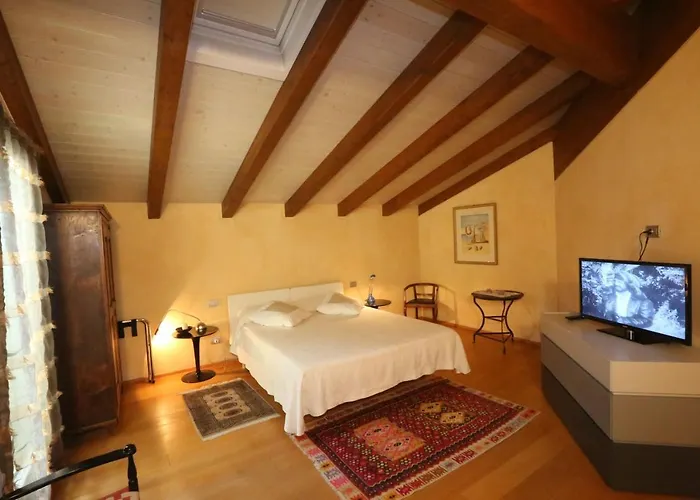 A Casa Di Maria Grinzane Cavour