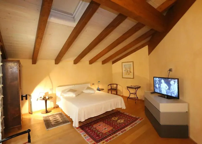 Bed & Breakfast A Casa Di Maria Grinzane Cavour